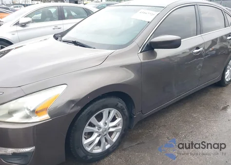 2014 Nissan Altima 2.5 S из США, поврежденный, VIN 1N4AL3AP2EN332174